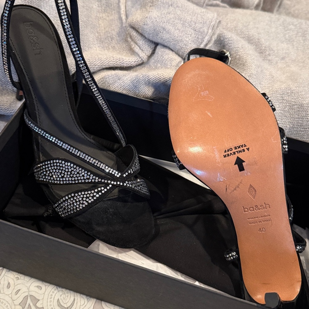 ba&sh Elegant Black Sandals with Rhinestone Straps - Picture 6 of 7